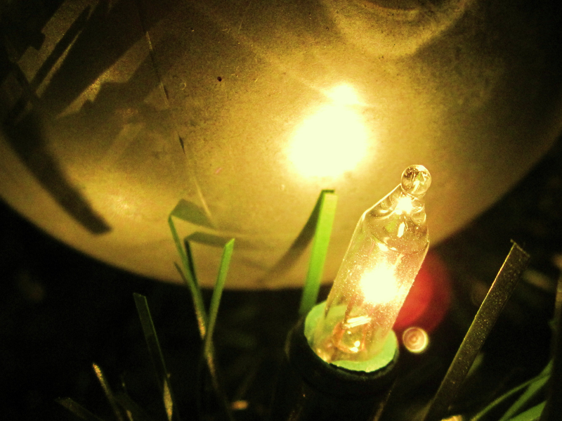 Illustration for article titled Photo Contest: Christmas Lights
